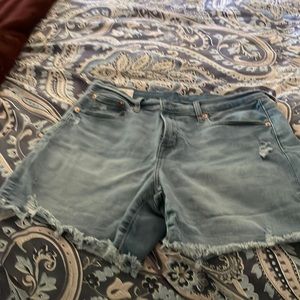 Low Stride Shorts w Washwell